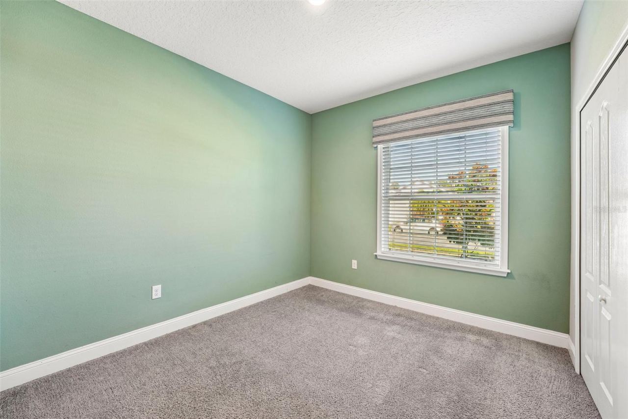 Photo 18 of 20