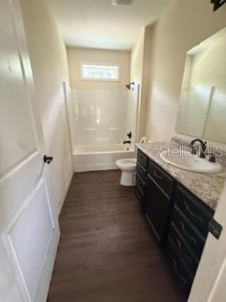 Photo 10 of 20