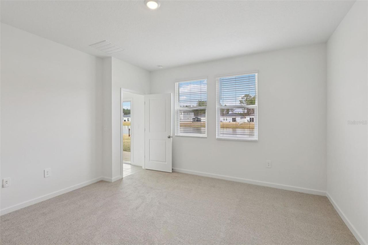 Photo 15 of 20: The interior photos are of another home with the same floor plan but different interior color package finishes. Some details may vary