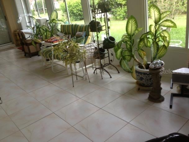 Photo 4 of 20: Lanai