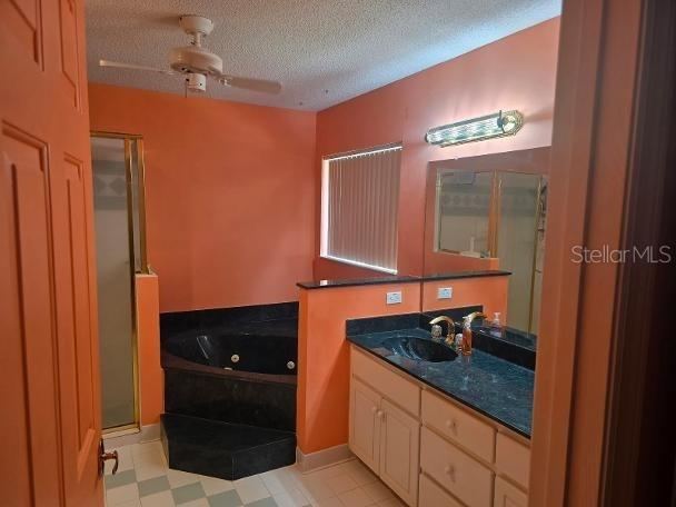 Photo 5 of 20: Master Bathroom