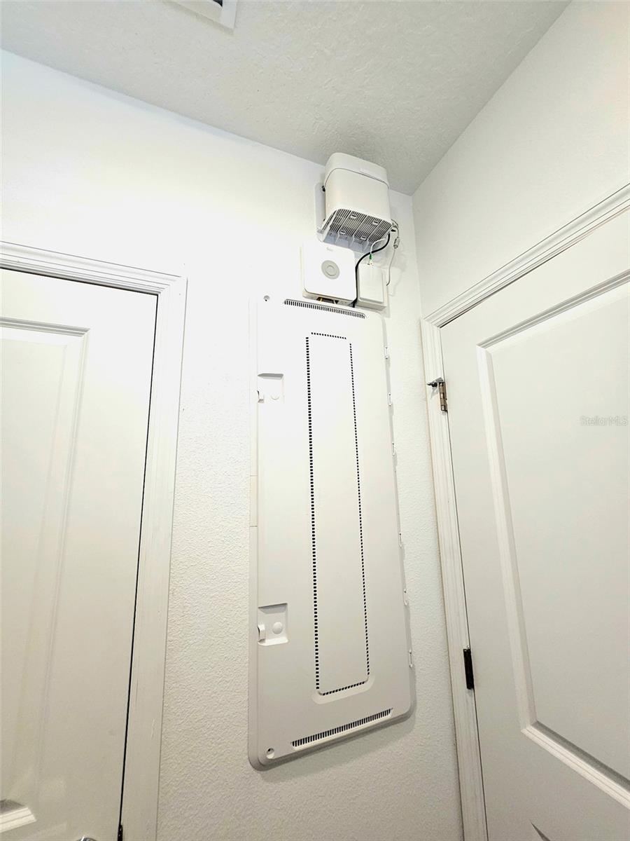 Photo 11 of 20