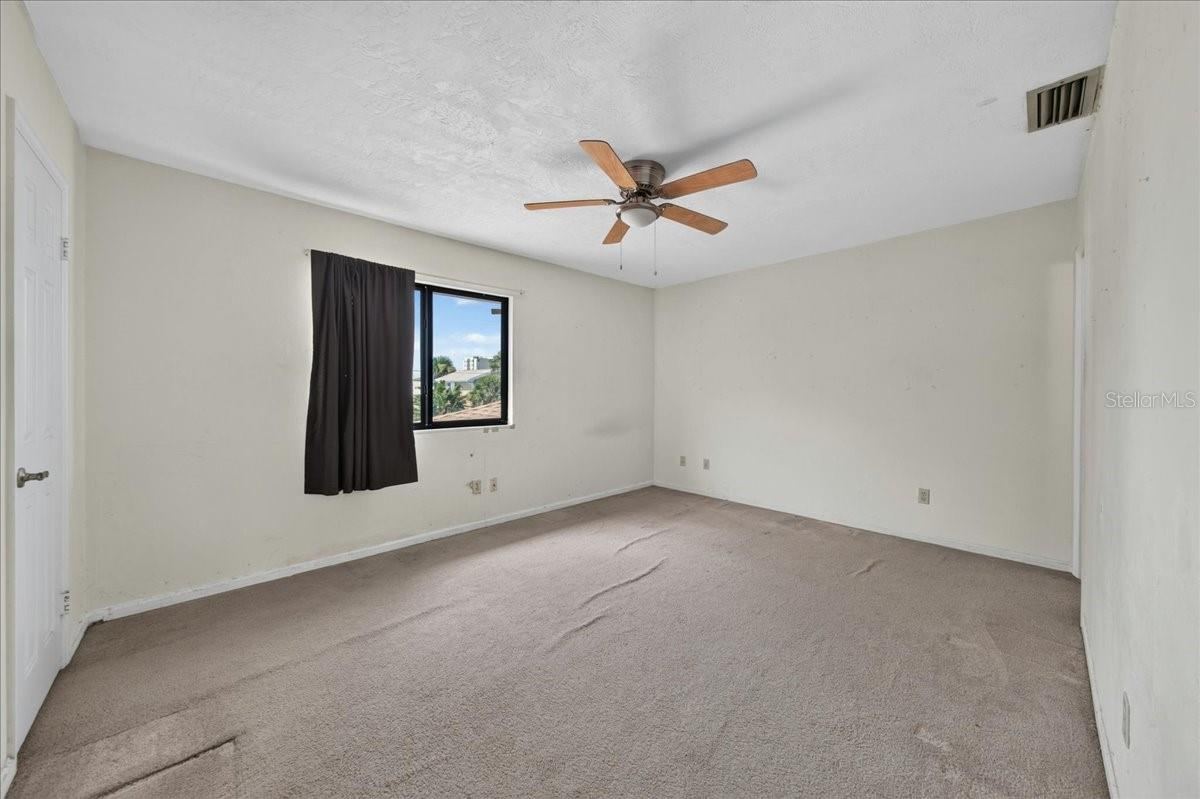 Photo 20 of 20: Unit 841 bedroom 1