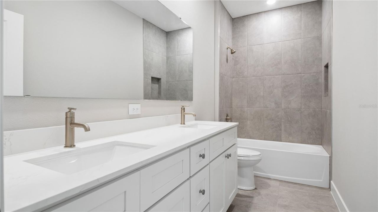 Photo 11 of 13: GUEST BATHROOM. COLORS AND FINISHES MAY VARY.