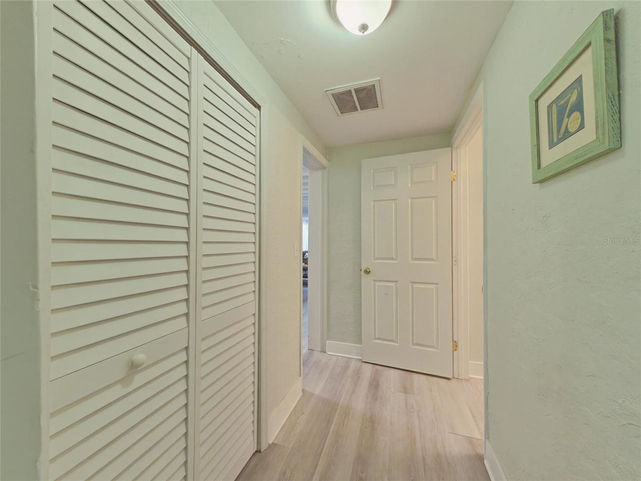 Photo 11 of 20