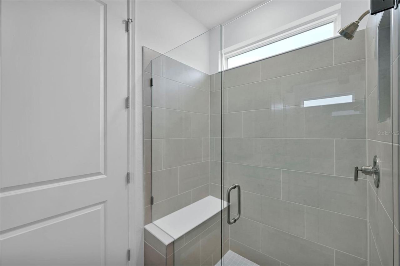 Photo 16 of 20: Maritime Owner's Bathroom