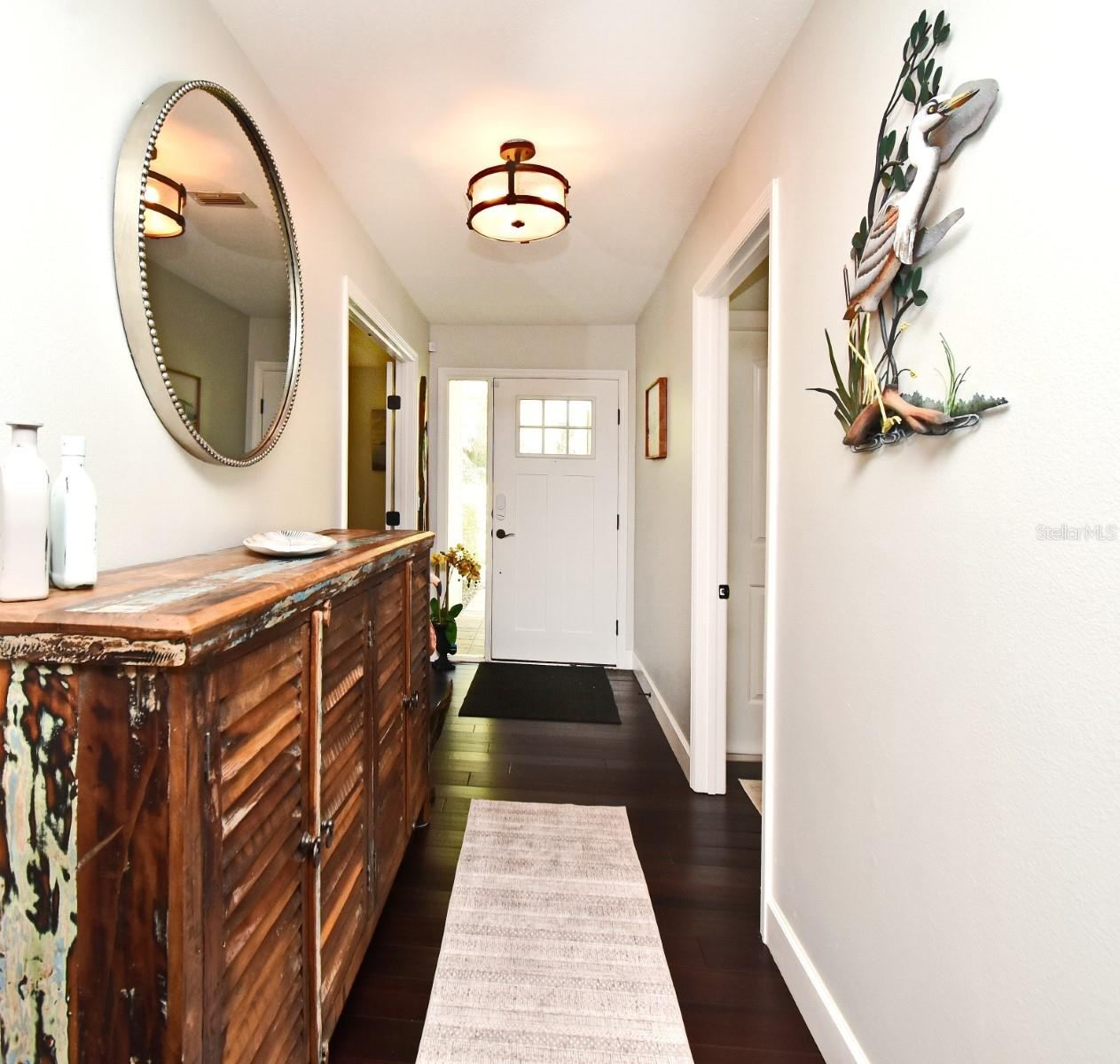 Photo 8 of 20: FOYER