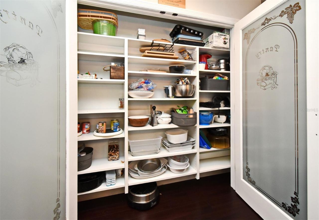 Photo 17 of 20: PANTRY