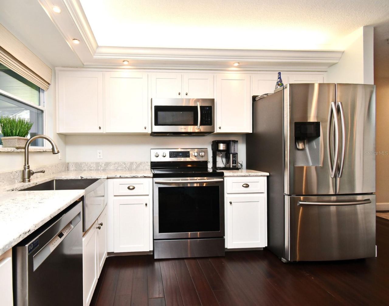 Photo 15 of 20: KITCHEN