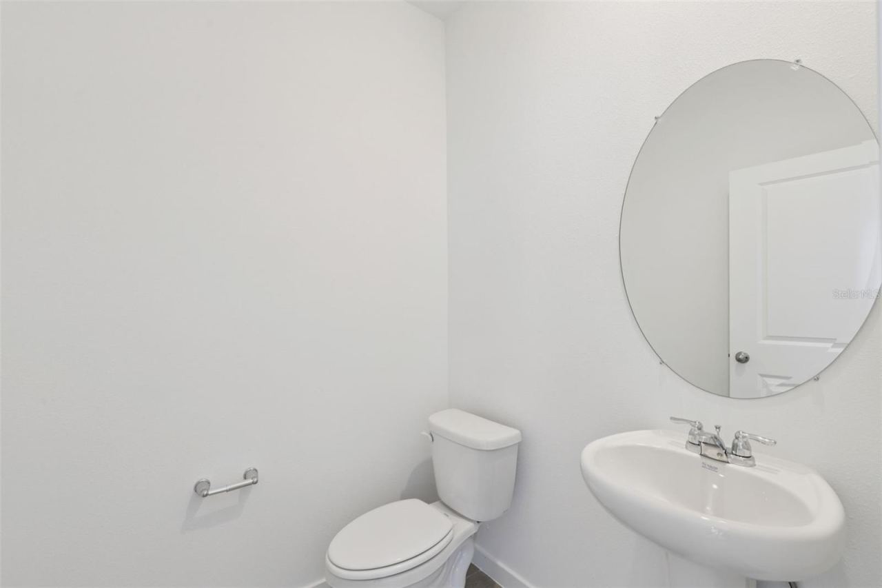 Photo 12 of 18: The interior photos are of another home with the same floor plan and interior finishes. Some details may vary