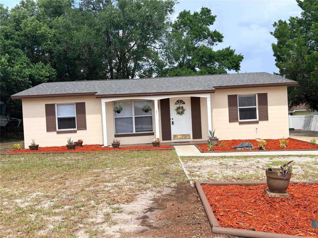 Photo 10 of 20