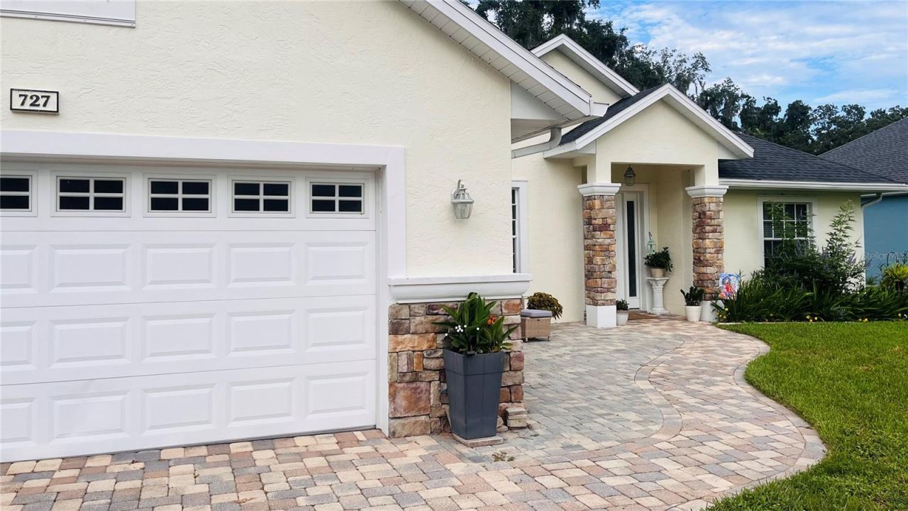 Photo 2 of 15: FRONT WALK AND PATIO