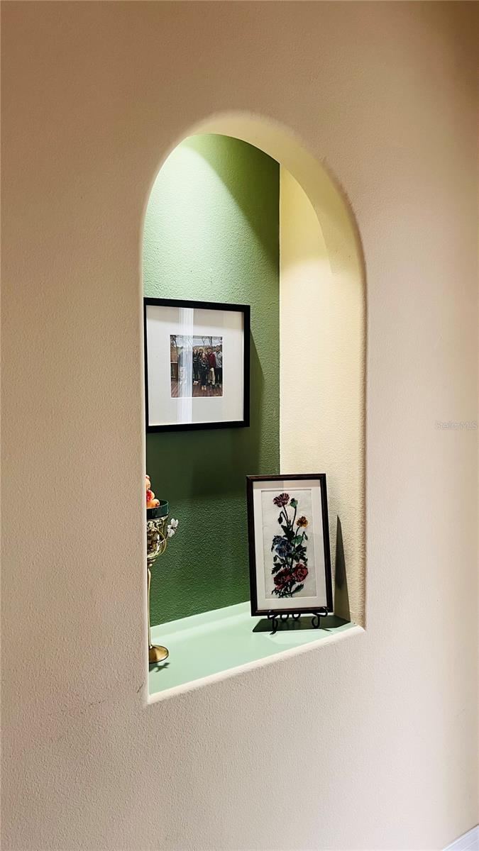 Photo 3 of 15: NICHE WITHIN FOYER AREA