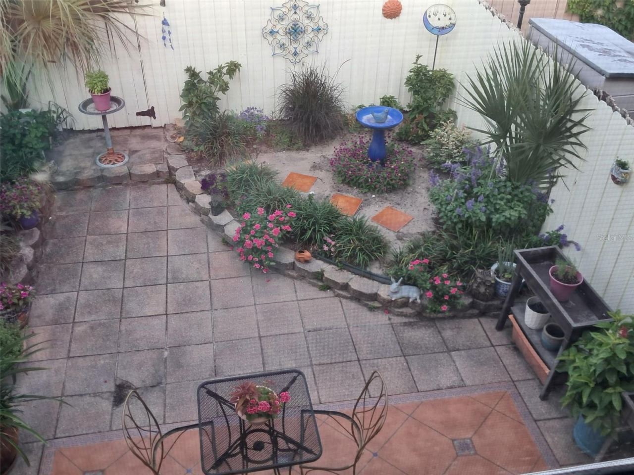 Photo 14 of 16