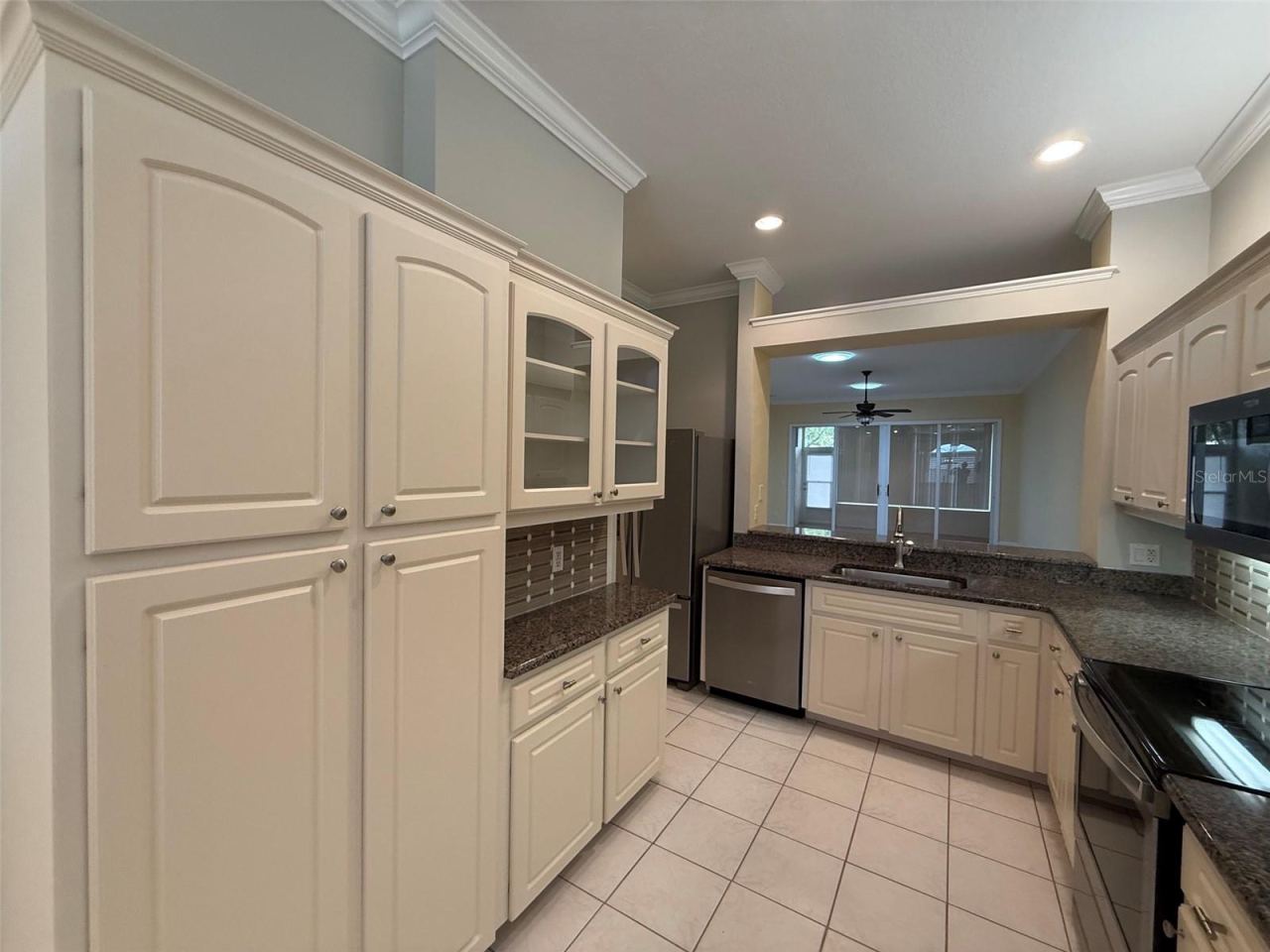 Photo 6 of 20: Kitchen