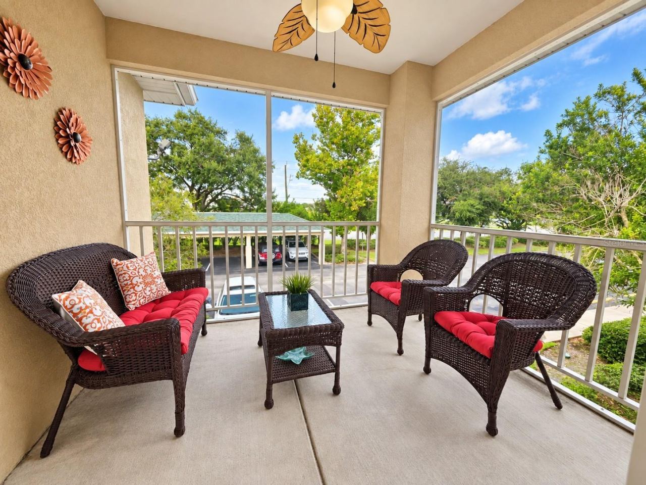 Photo 18 of 20: Beautiful Screened In Patio with Patio Furniture
