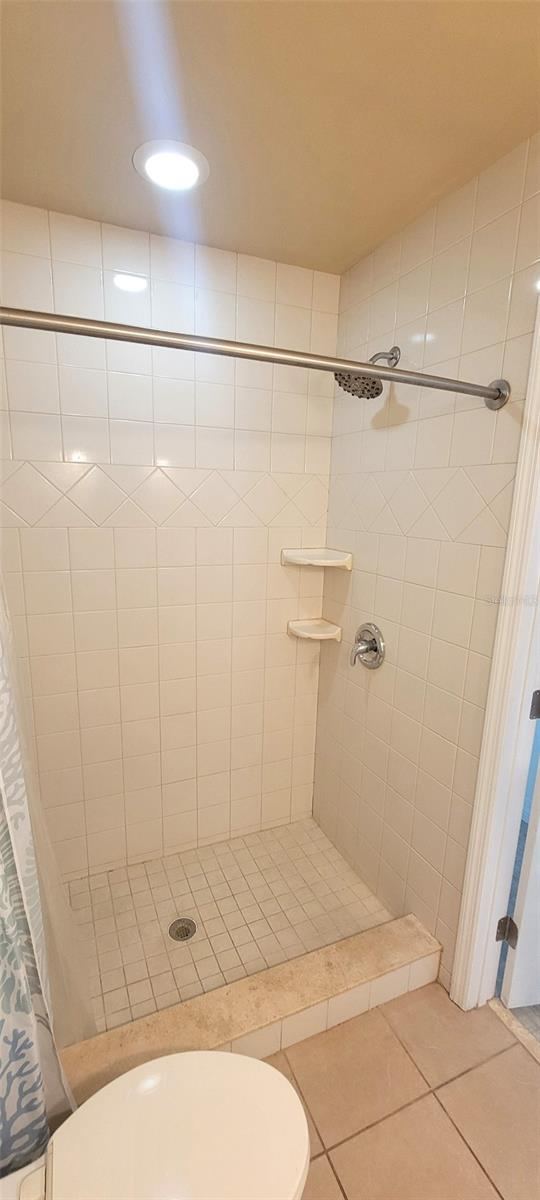 Photo 13 of 20