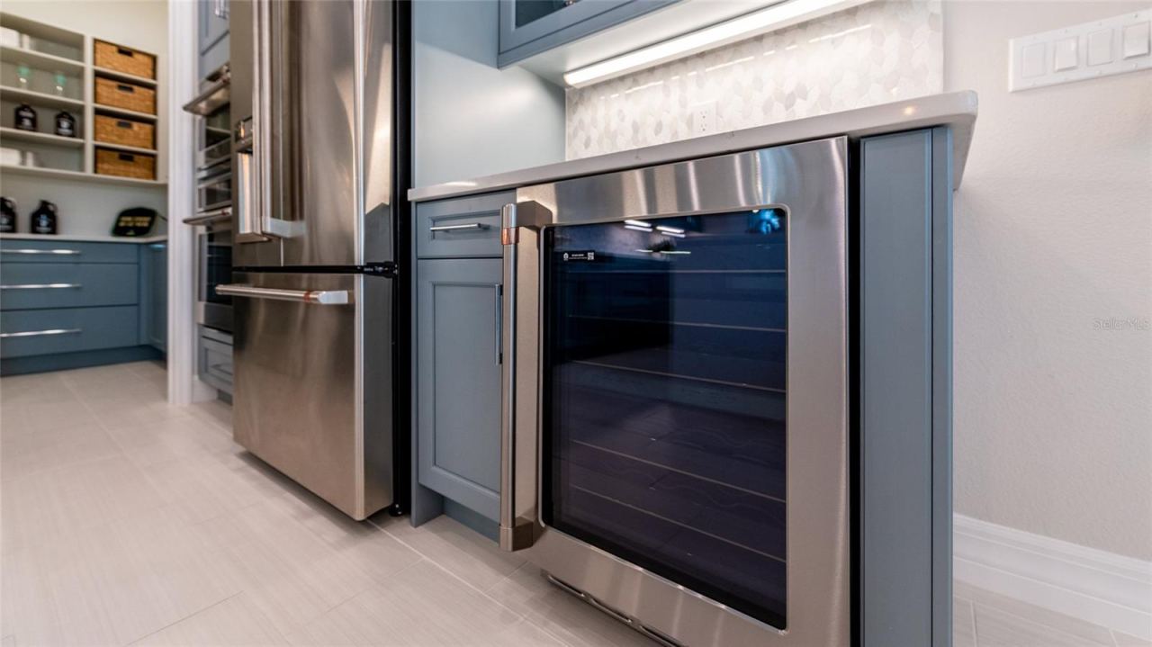 Photo 12 of 20: Model Photo Reference