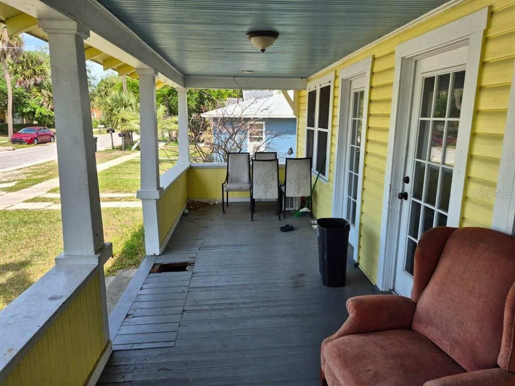 Photo 3 of 17
