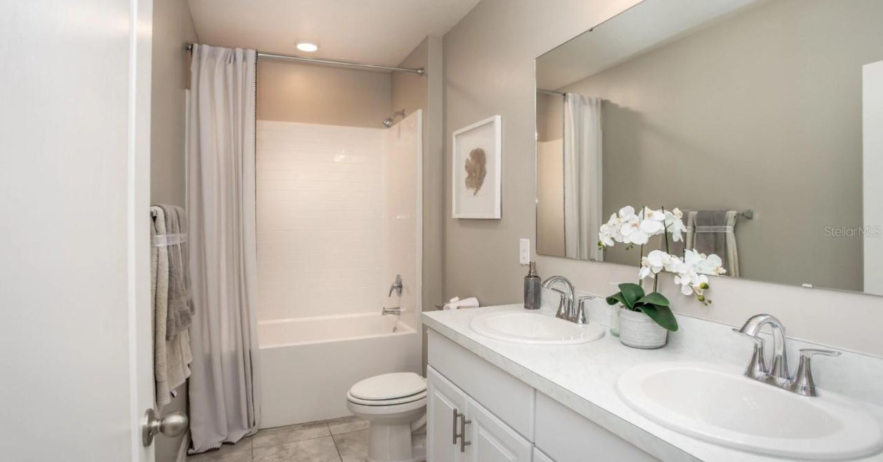 Photo 18 of 20: Model home - actual features may vary.