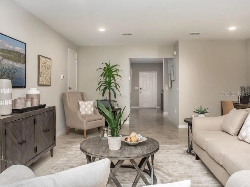 Photo 11 of 20: Model home - actual features may vary.