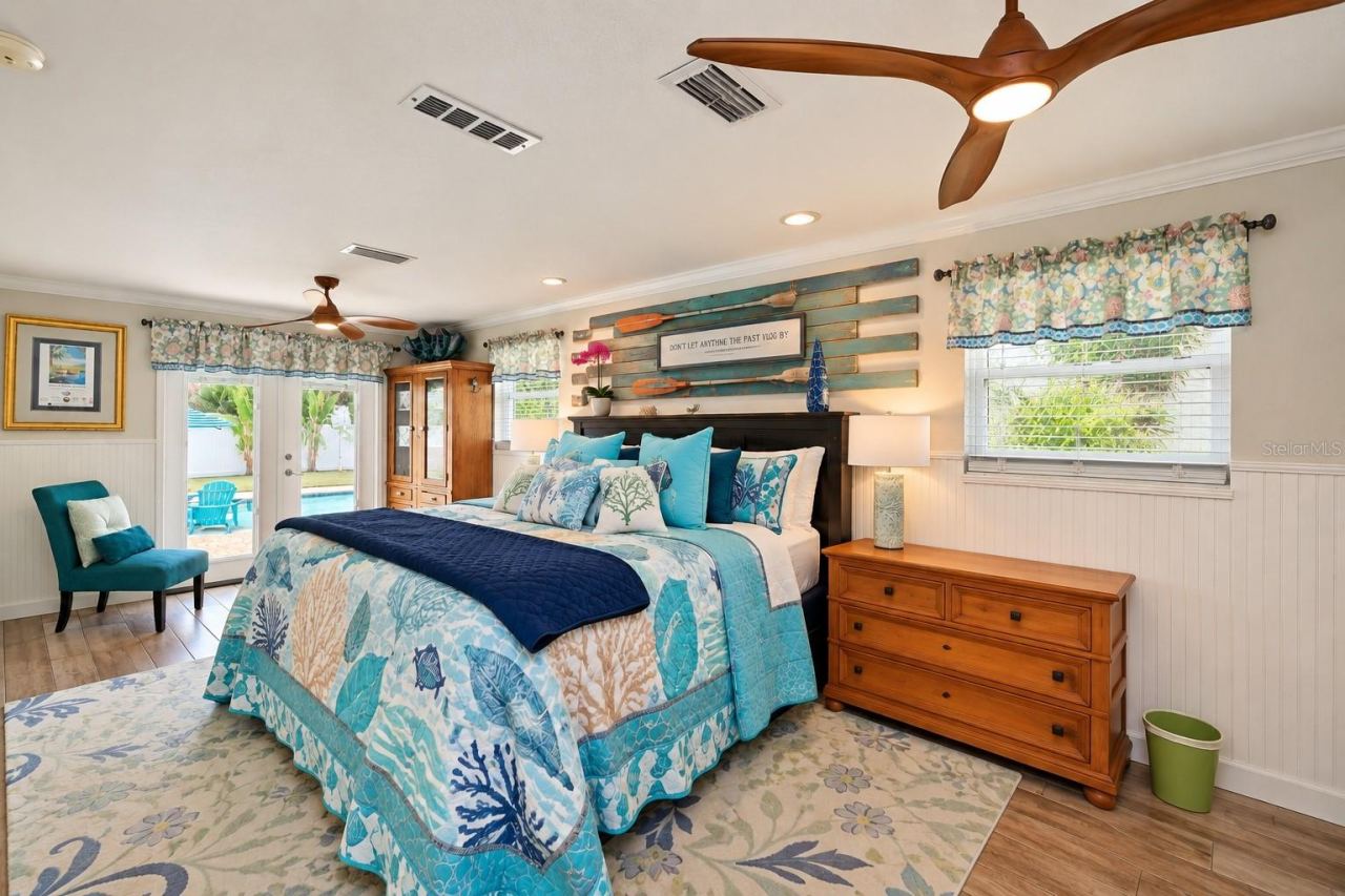 Photo 18 of 20: Primary Bedroom is extra large.
