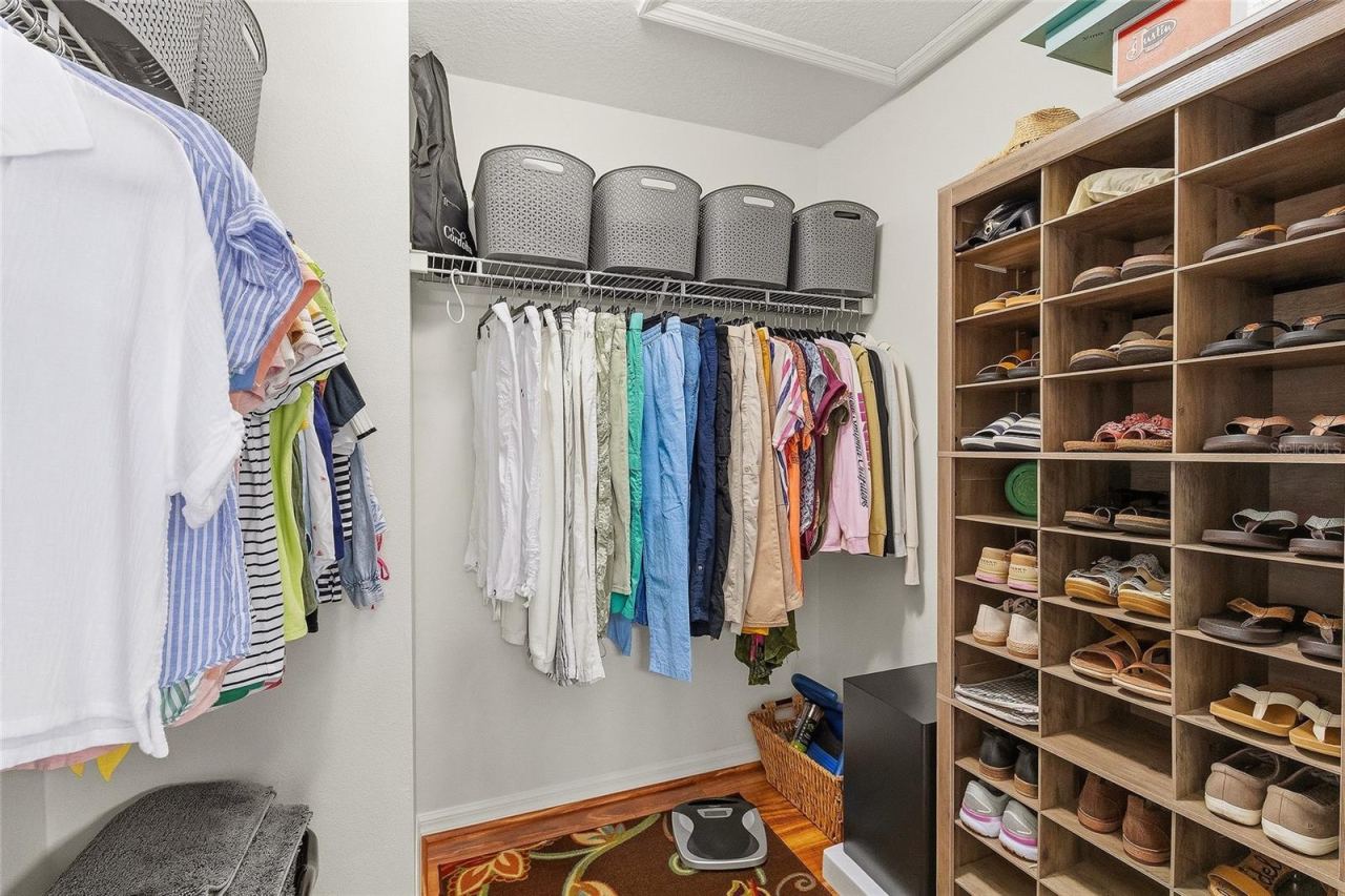 Photo 20 of 20: Large Walk-in Closet
