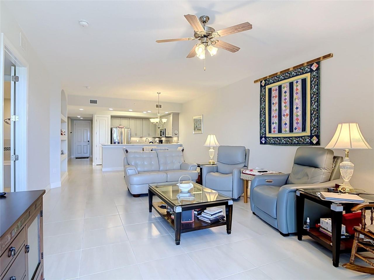 Photo 18 of 20: Open Concept