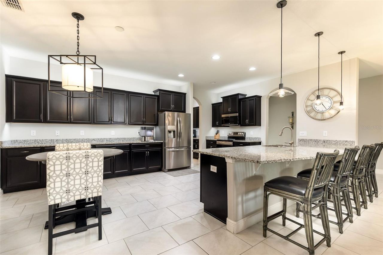 Photo 6 of 20: Kitchen
