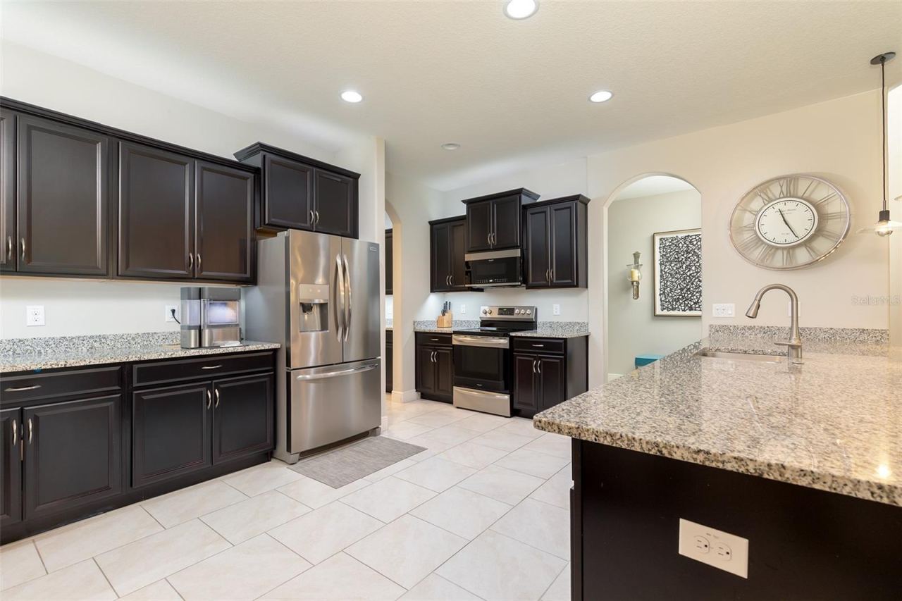 Photo 7 of 20: Kitchen