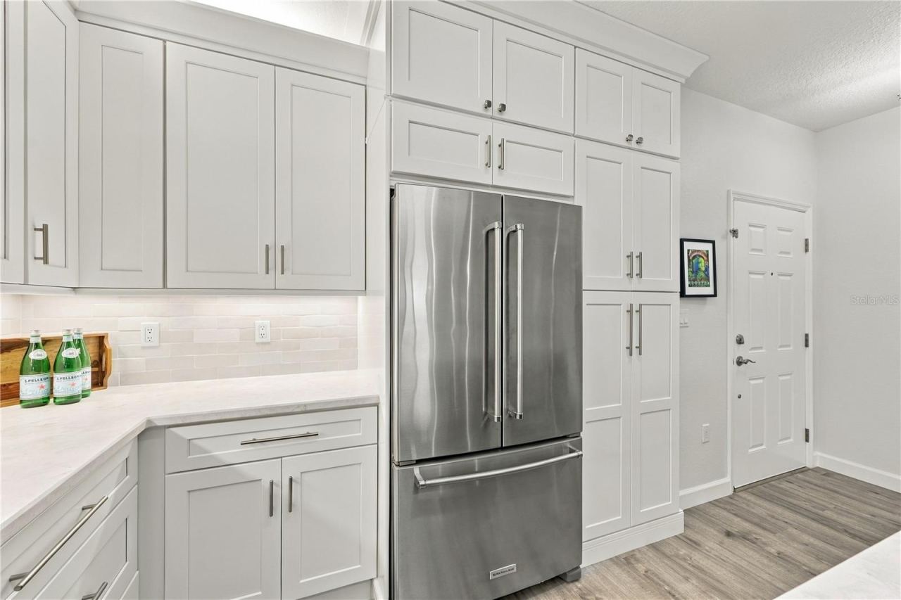 Photo 11 of 20: Expansive Cabinetry