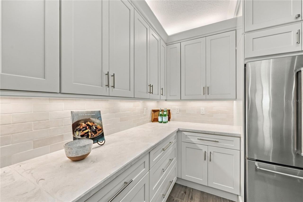 Photo 10 of 20: Expansive Cabinetry