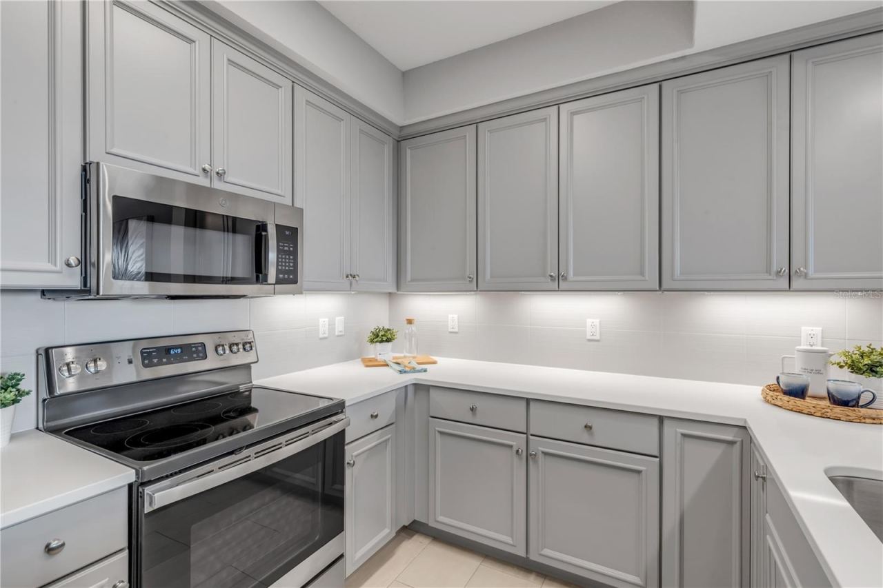 Photo 9 of 20: Kitchen
