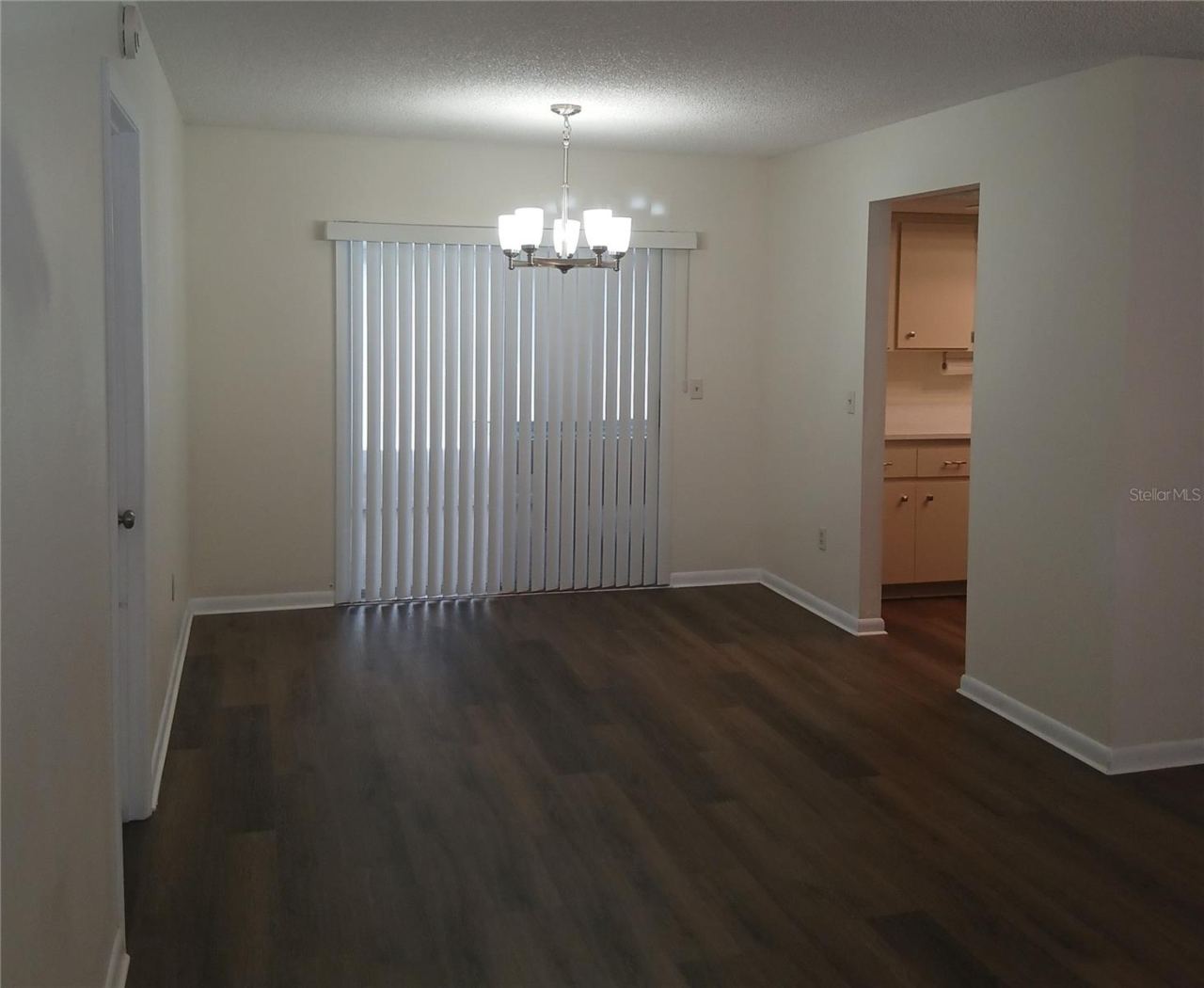 Photo 3 of 20