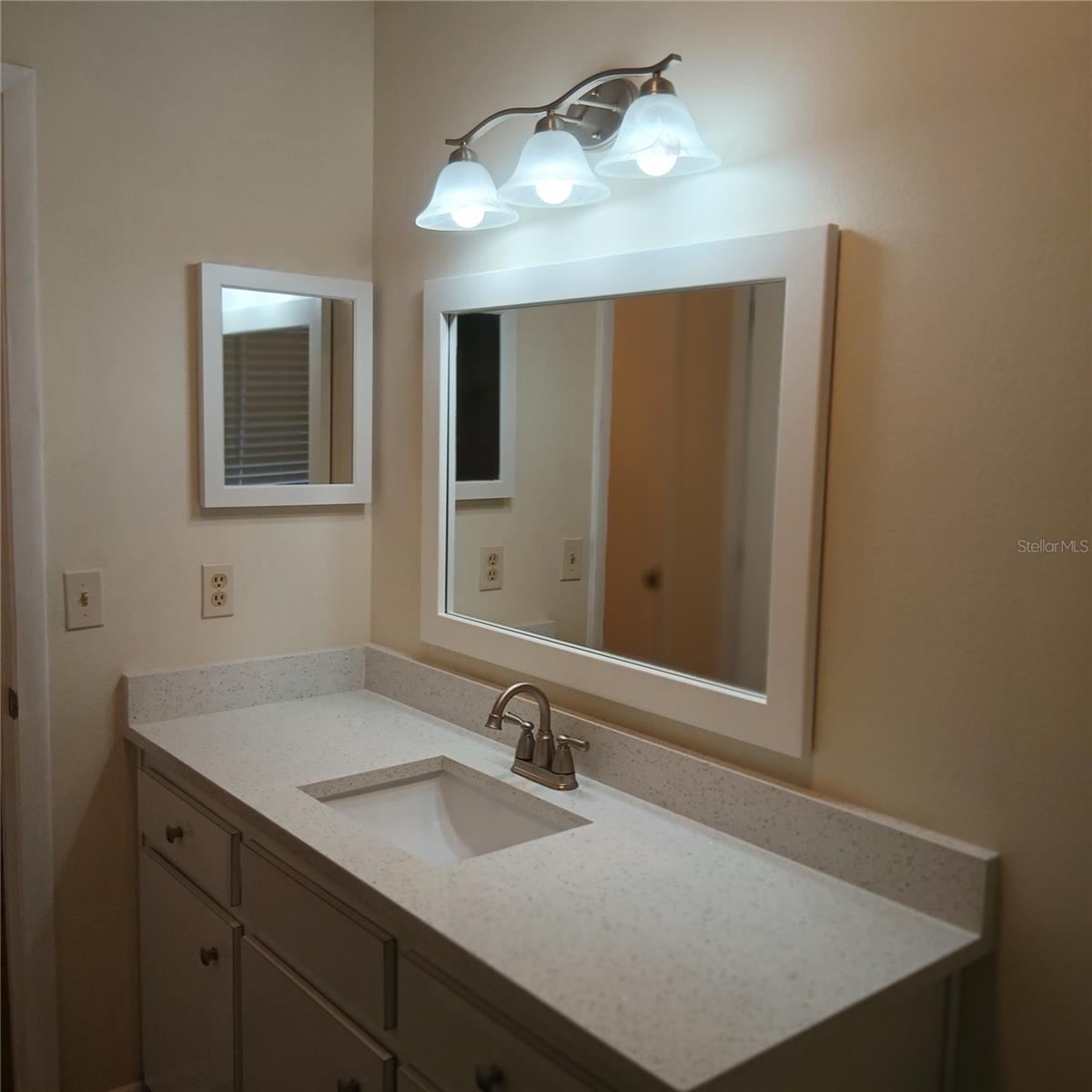Photo 17 of 20
