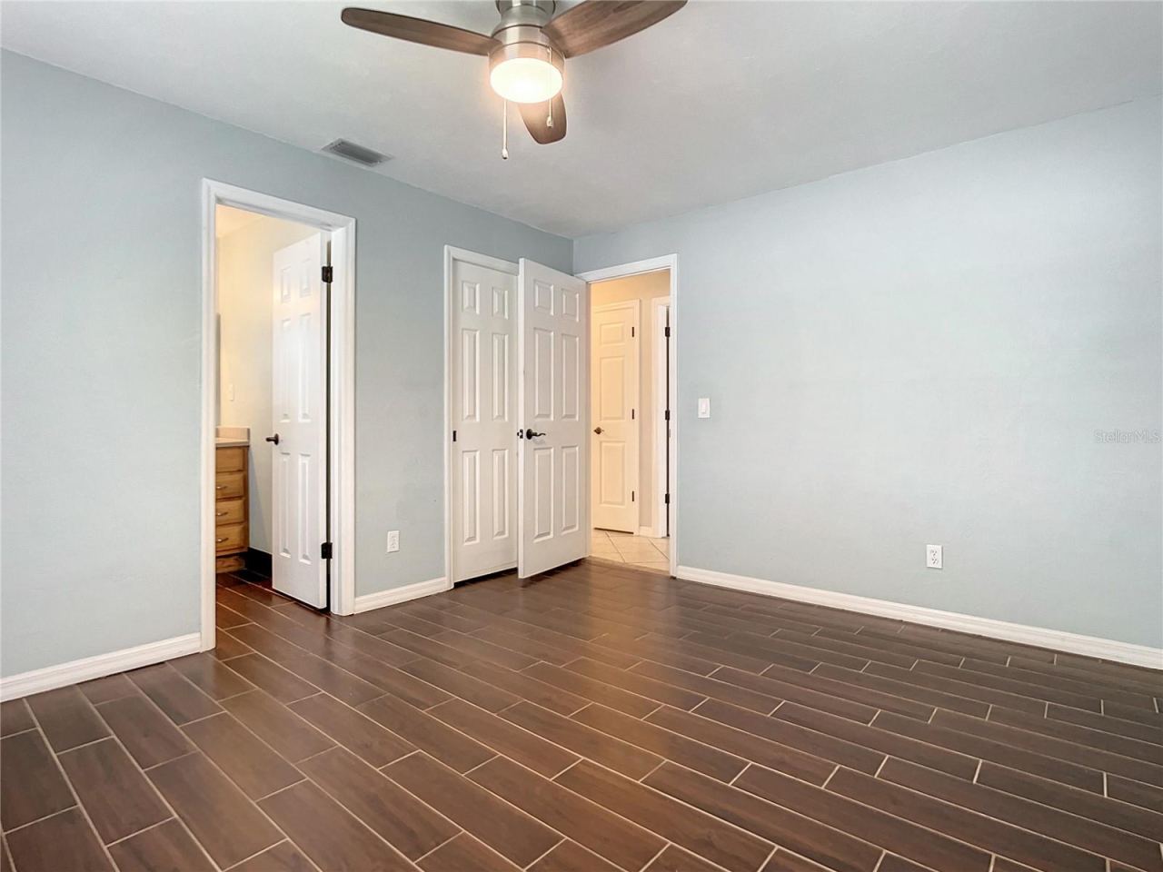 Photo 16 of 20