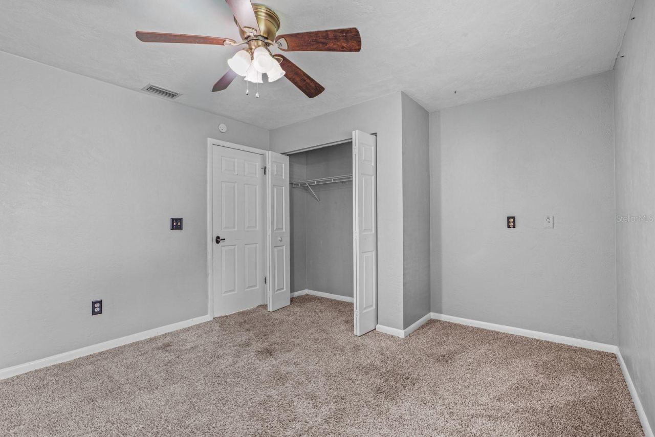 Photo 13 of 20