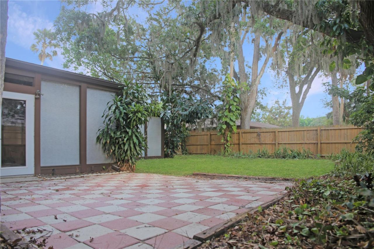 Photo 15 of 20