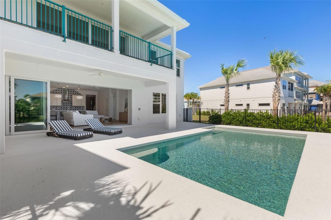Photo 19 of 20: Private Pool & Patio with Water Views