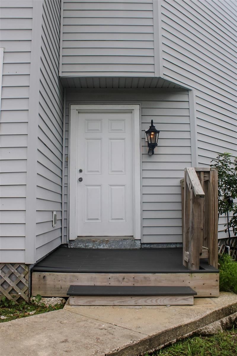 Photo 8 of 20