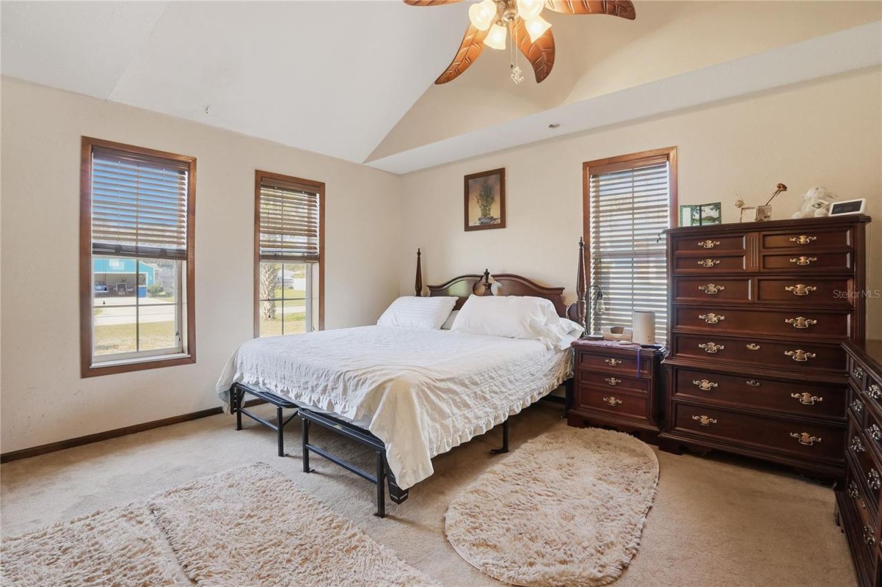 Photo 12 of 20: Master Bedroom.