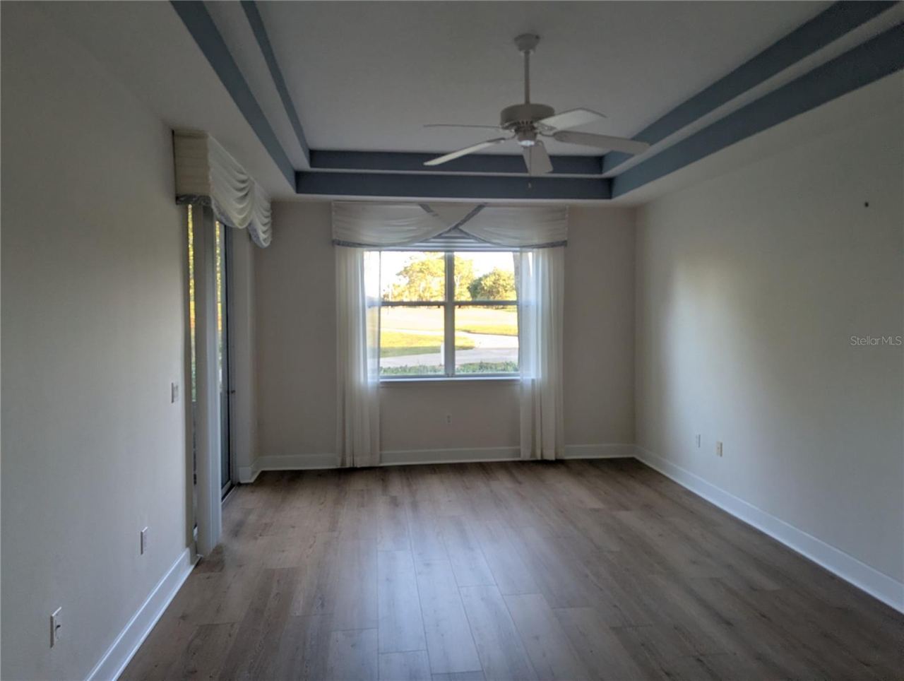 Photo 7 of 20: Primary Bedroom