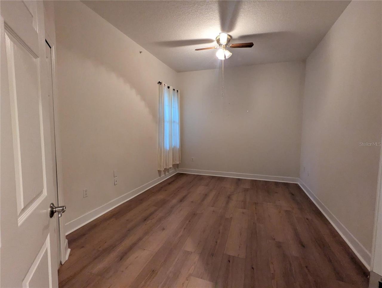 Photo 9 of 20: Bedroom 3