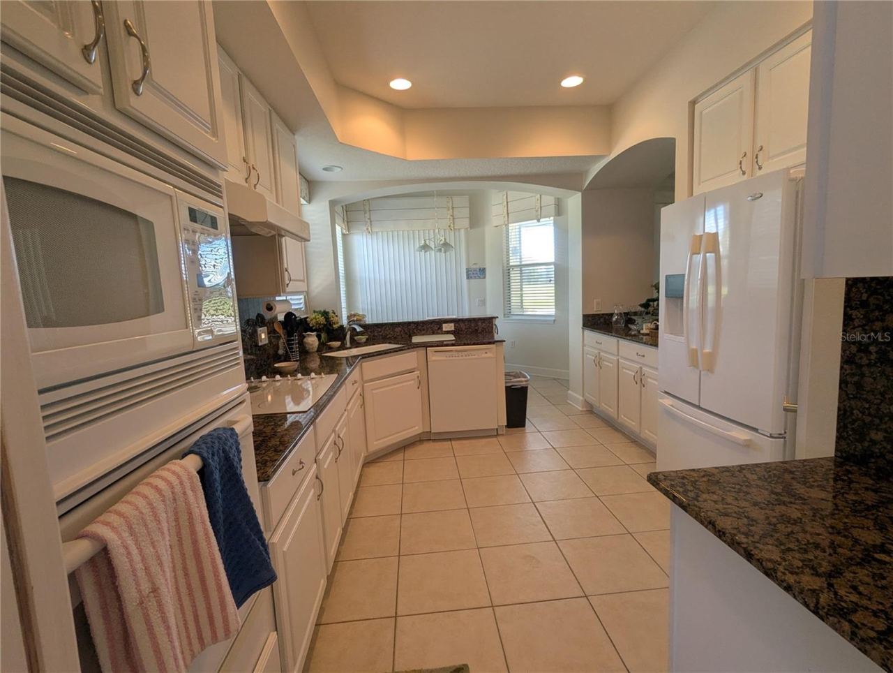 Photo 4 of 20: Kitchen