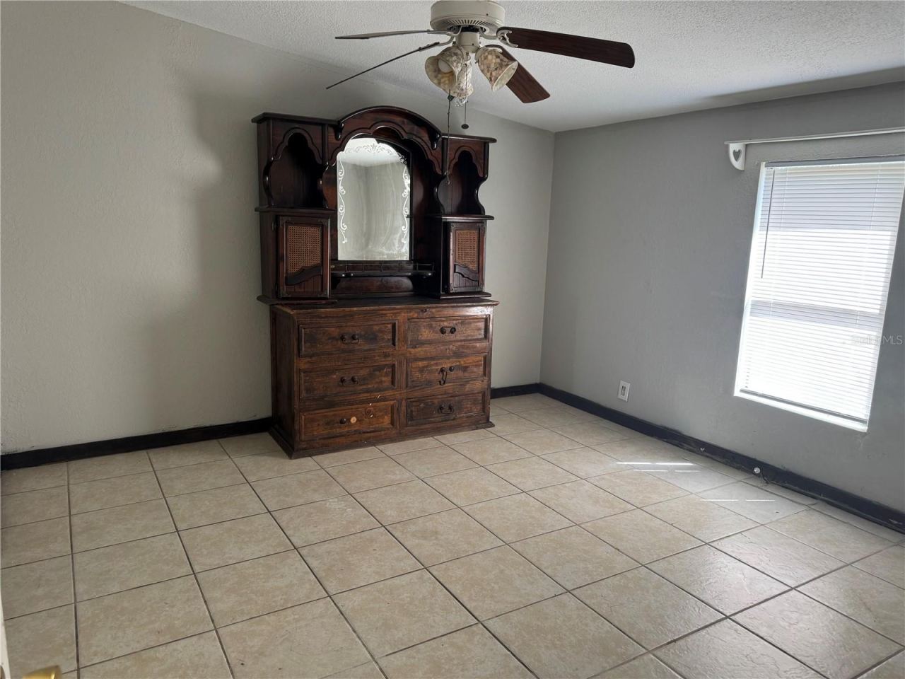 Photo 12 of 20