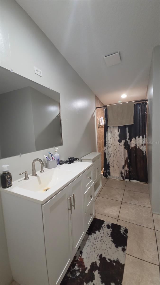 Photo 15 of 20