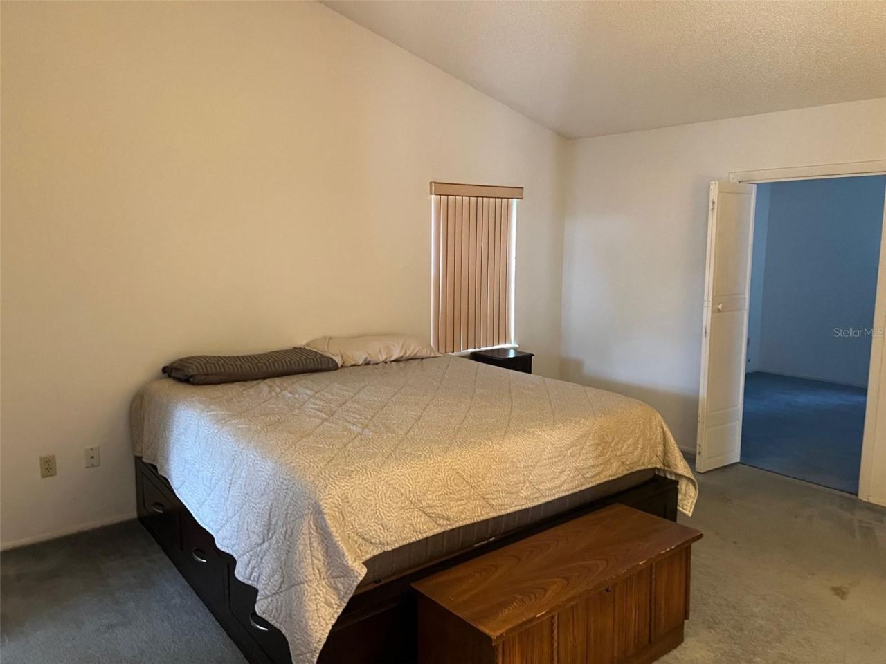 Photo 11 of 20