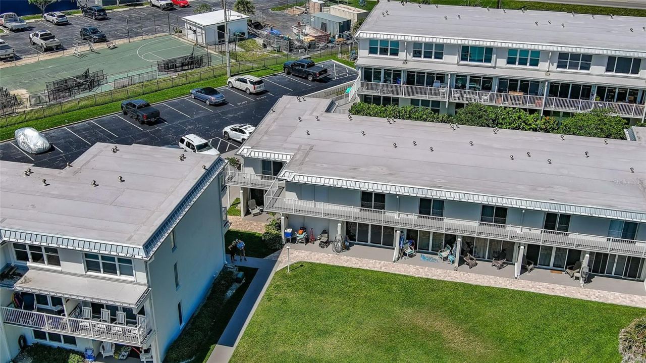 Photo 5 of 20: BUILDINGS A, B, C