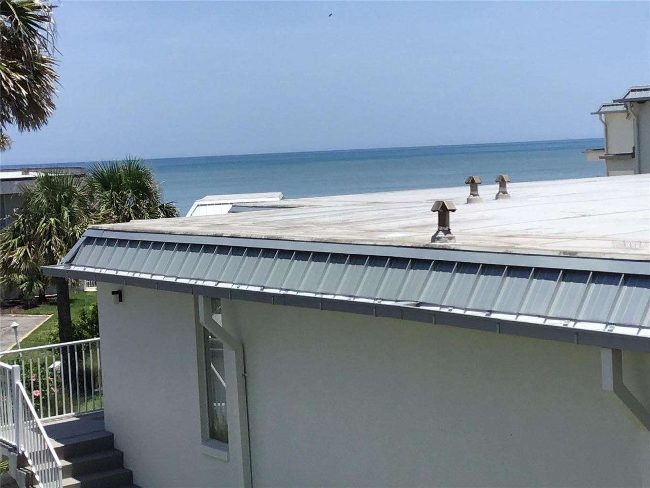 Photo 12 of 20: OCEAN VIEW FROM THE LIVING ROOM/BALCONY