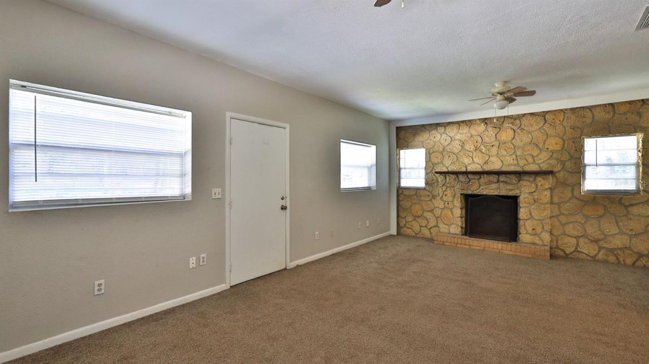 Photo 5 of 20